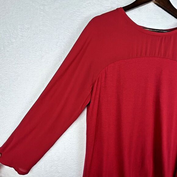 NEW Tahari Red Tunic Top L Semi Sheer Accents Flowy Stretch Versatile Transition - Picture 3 of 8